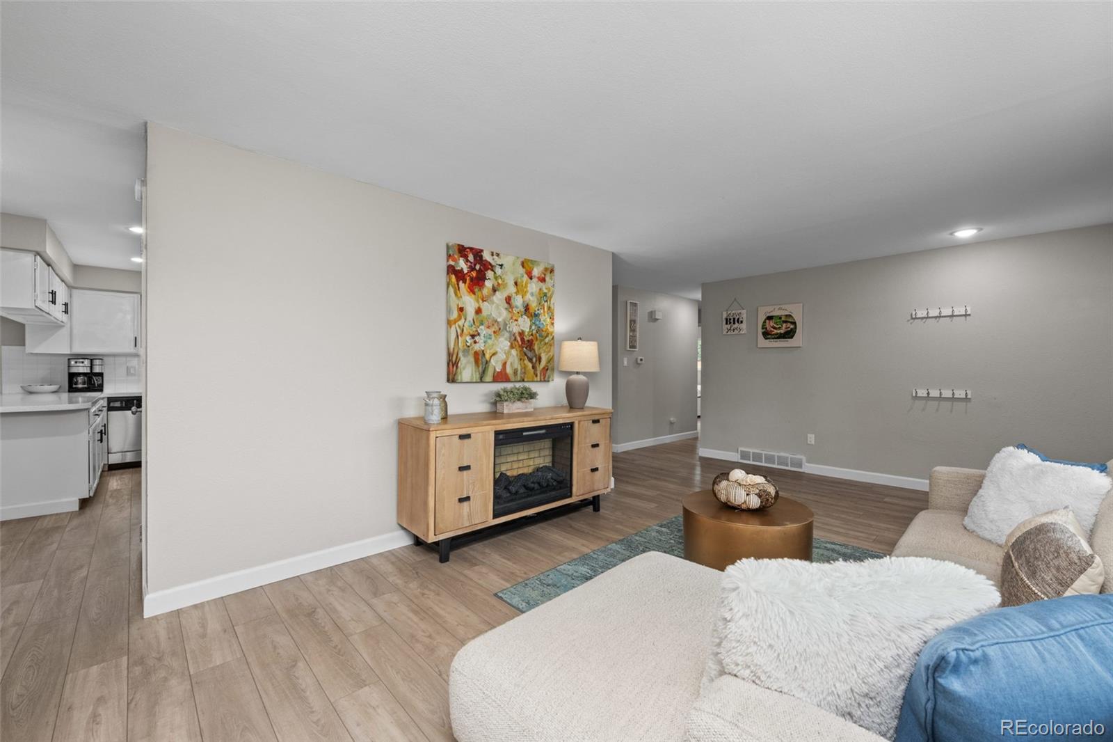 MLS Image #33 for 7596 e davies court,centennial, Colorado