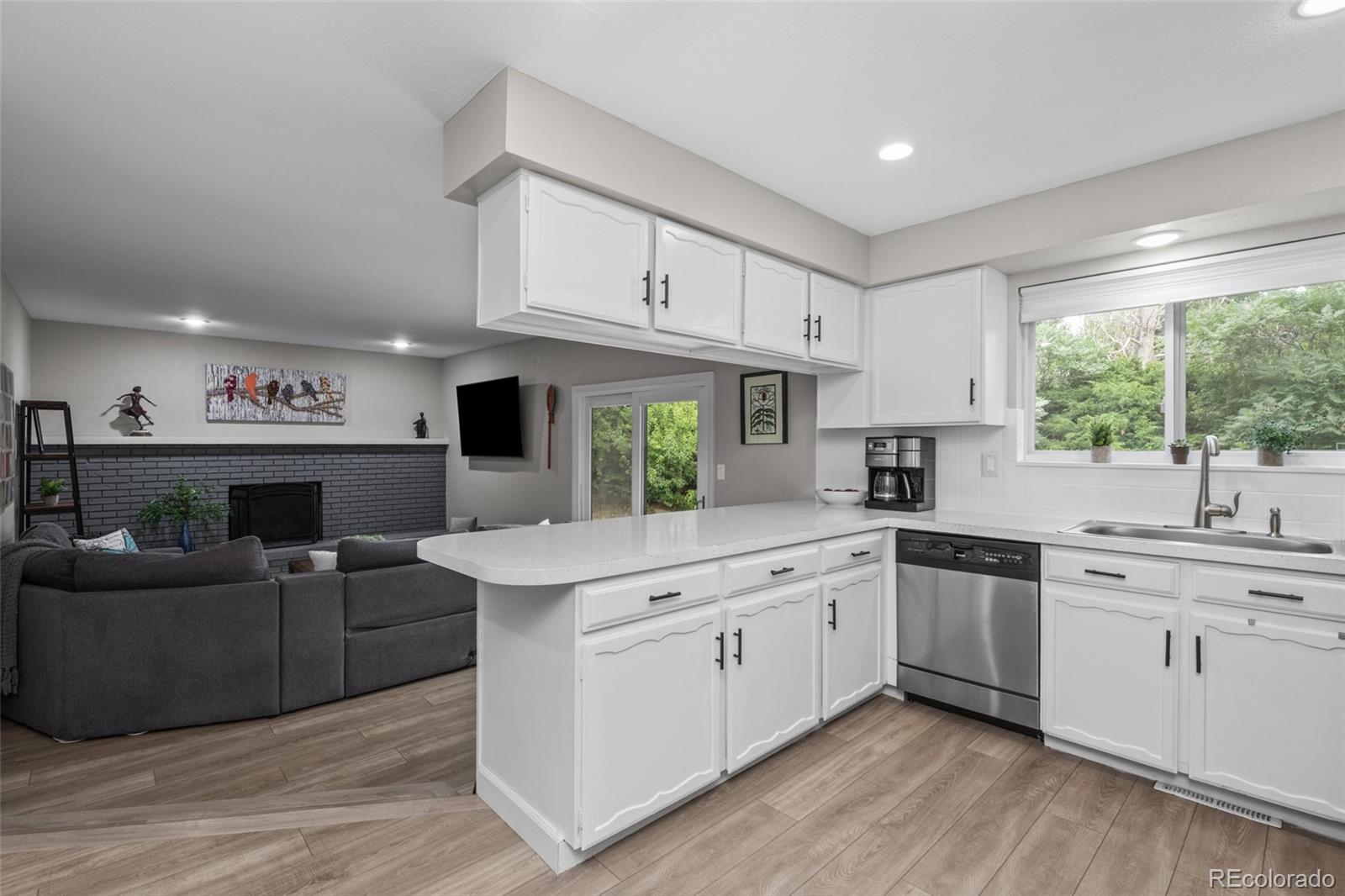 MLS Image #6 for 7596 e davies court,centennial, Colorado