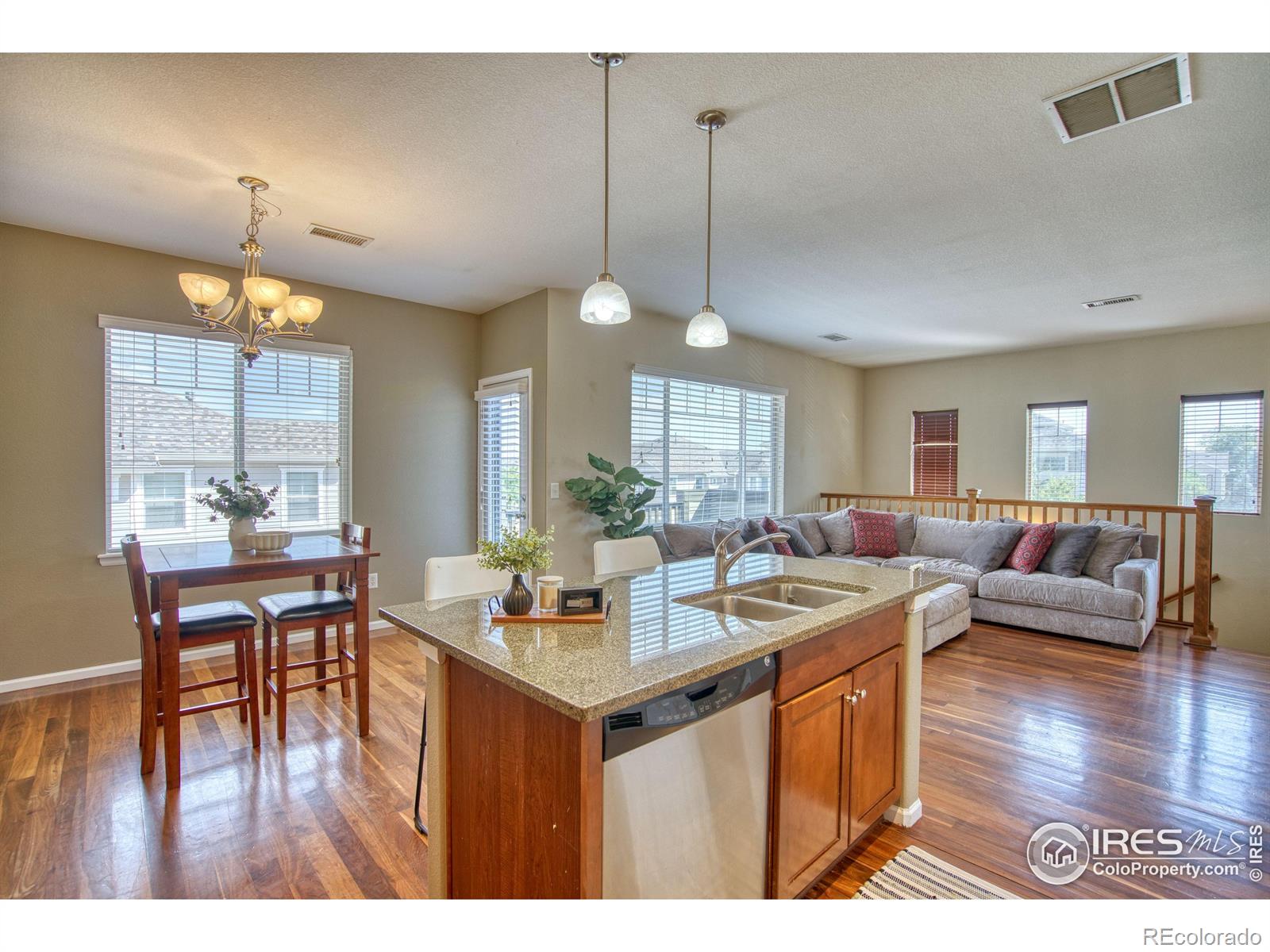 MLS Image #14 for 12901  grant circle c,thornton, Colorado