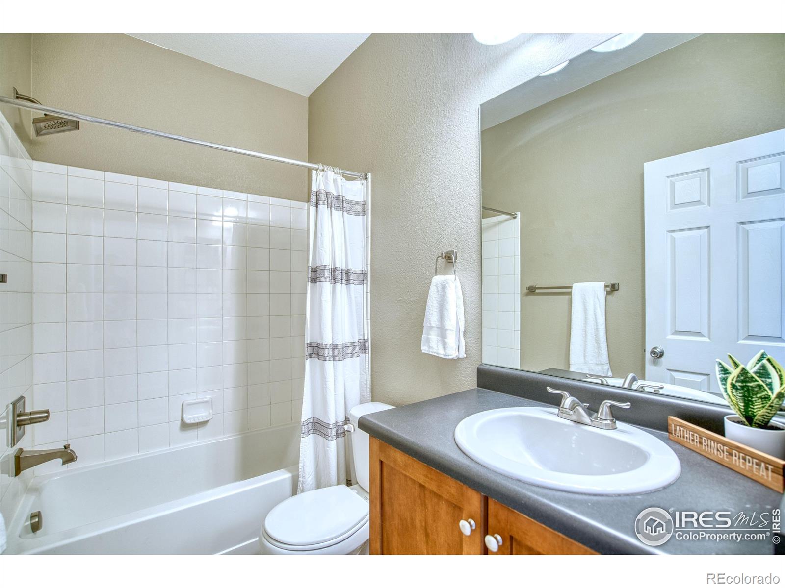 MLS Image #22 for 12901  grant circle c,thornton, Colorado