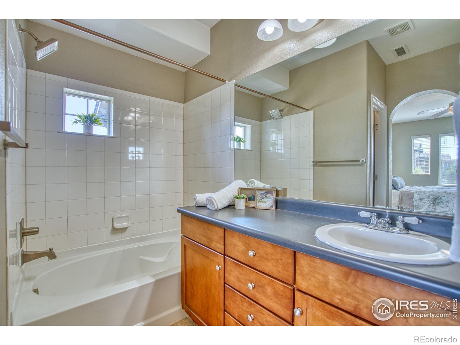 MLS Image #7 for 12901  grant circle c,thornton, Colorado