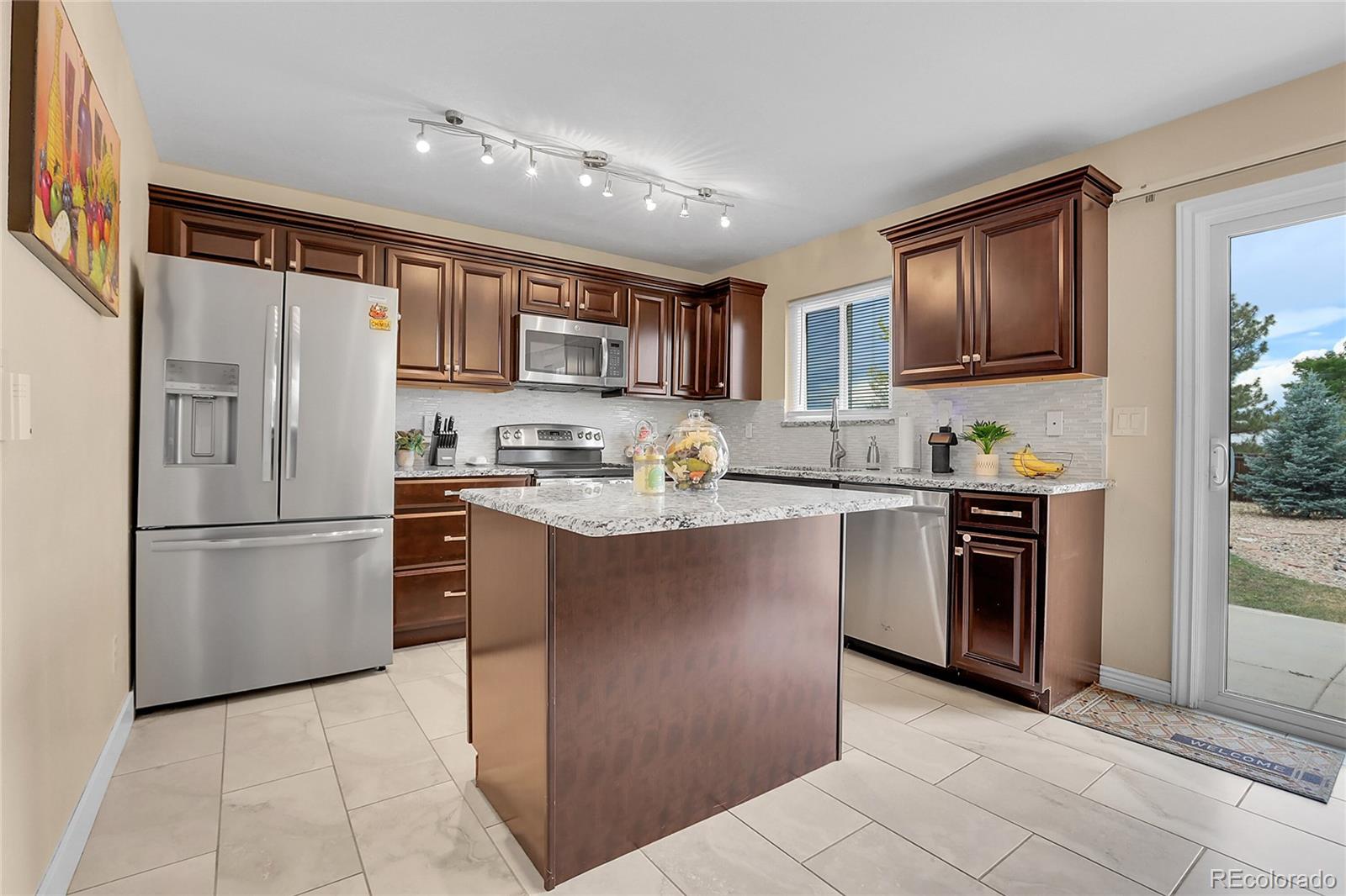 MLS Image #3 for 1599 s bahama street,aurora, Colorado