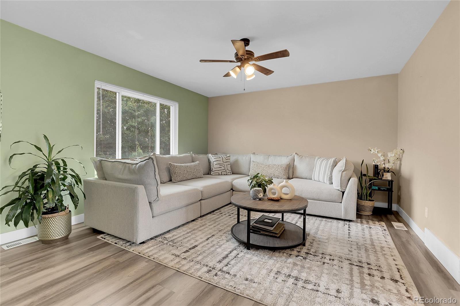 MLS Image #4 for 1599 s bahama street,aurora, Colorado