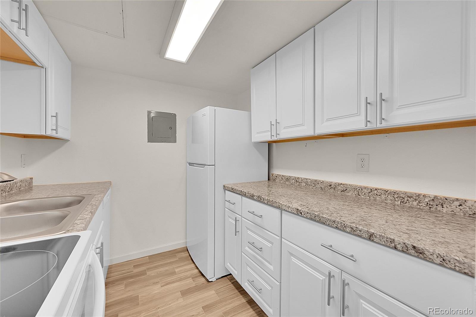 MLS Image #3 for 3371 s monaco parkway a,denver, Colorado