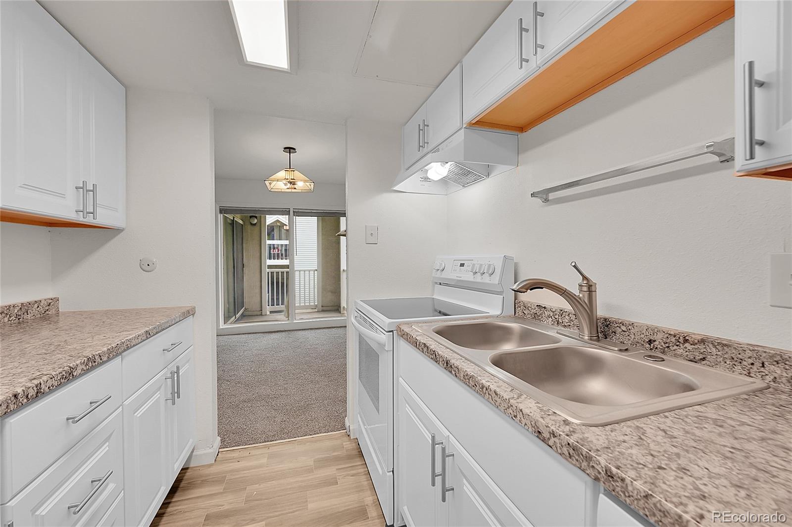 MLS Image #4 for 3371 s monaco parkway a,denver, Colorado