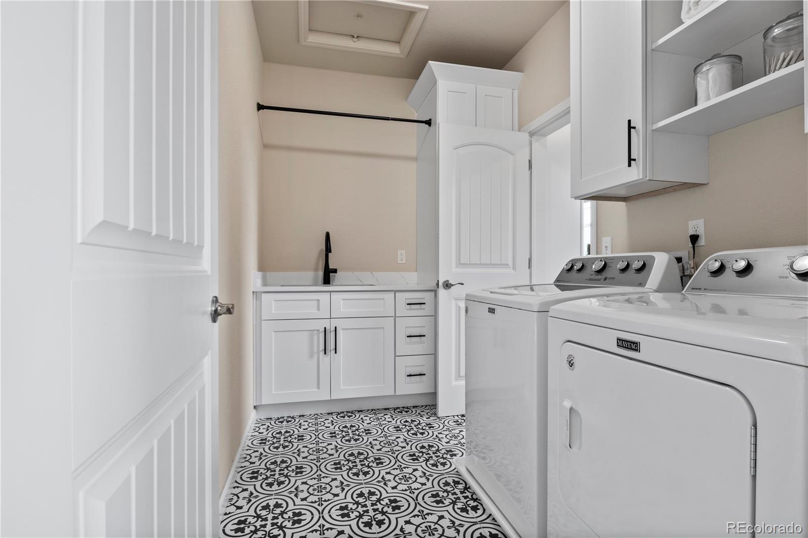MLS Image #27 for 26889 e irish place,aurora, Colorado
