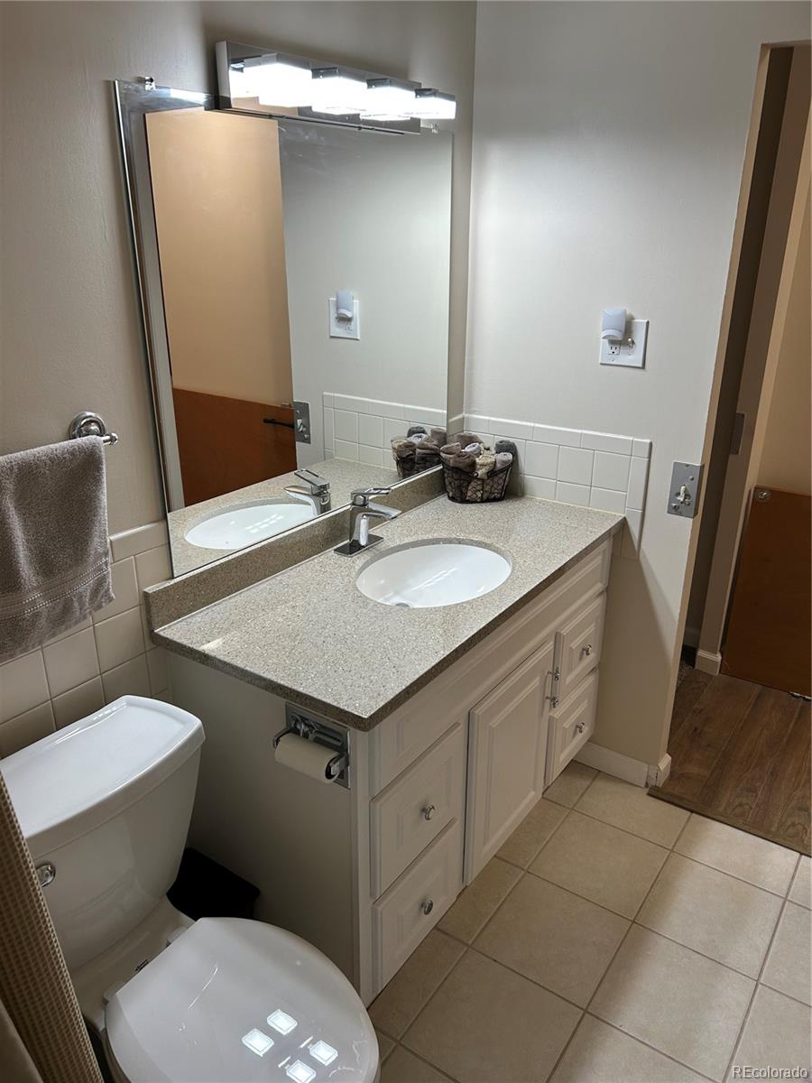 MLS Image #23 for 9180 e center avenue 4d,denver, Colorado