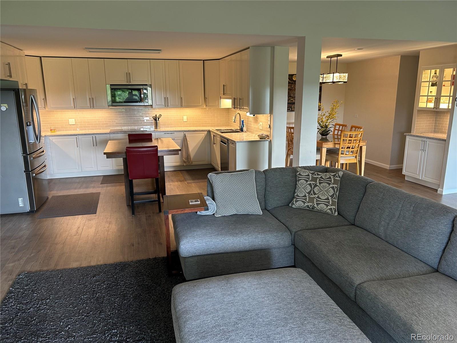 MLS Image #9 for 9180 e center avenue 4d,denver, Colorado