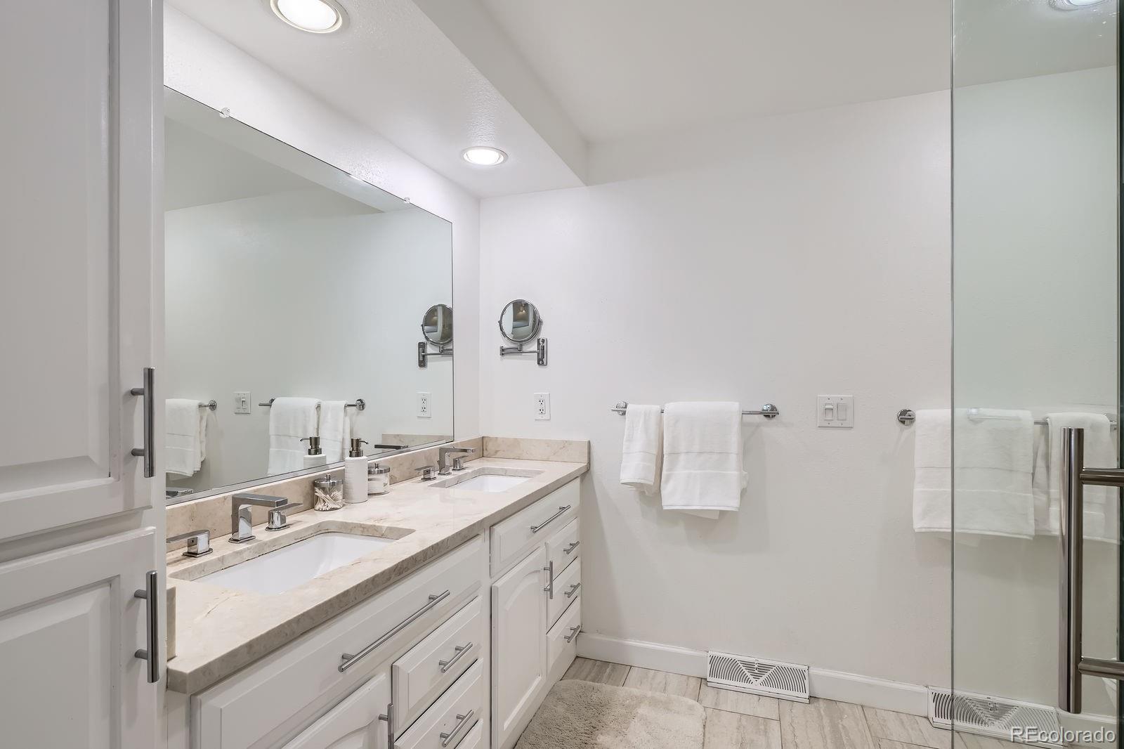 MLS Image #17 for 5623 s jamaica way,englewood, Colorado