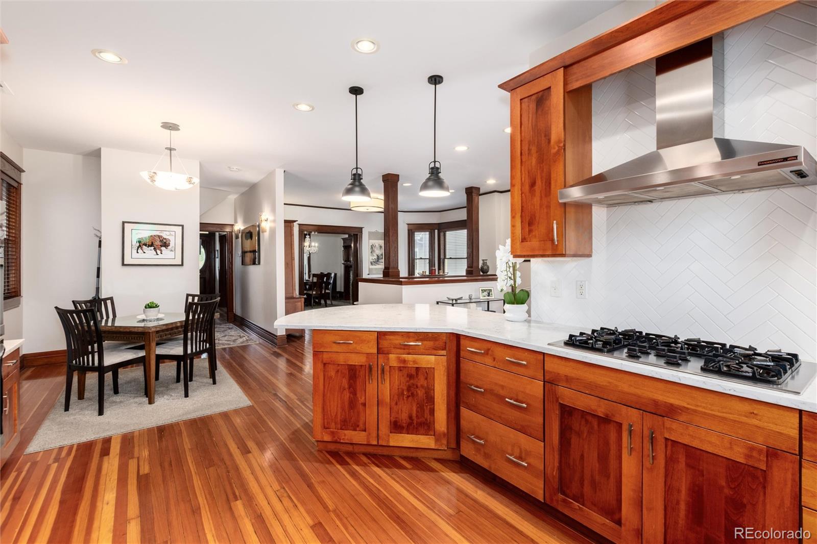 MLS Image #7 for 441 n pearl street,denver, Colorado
