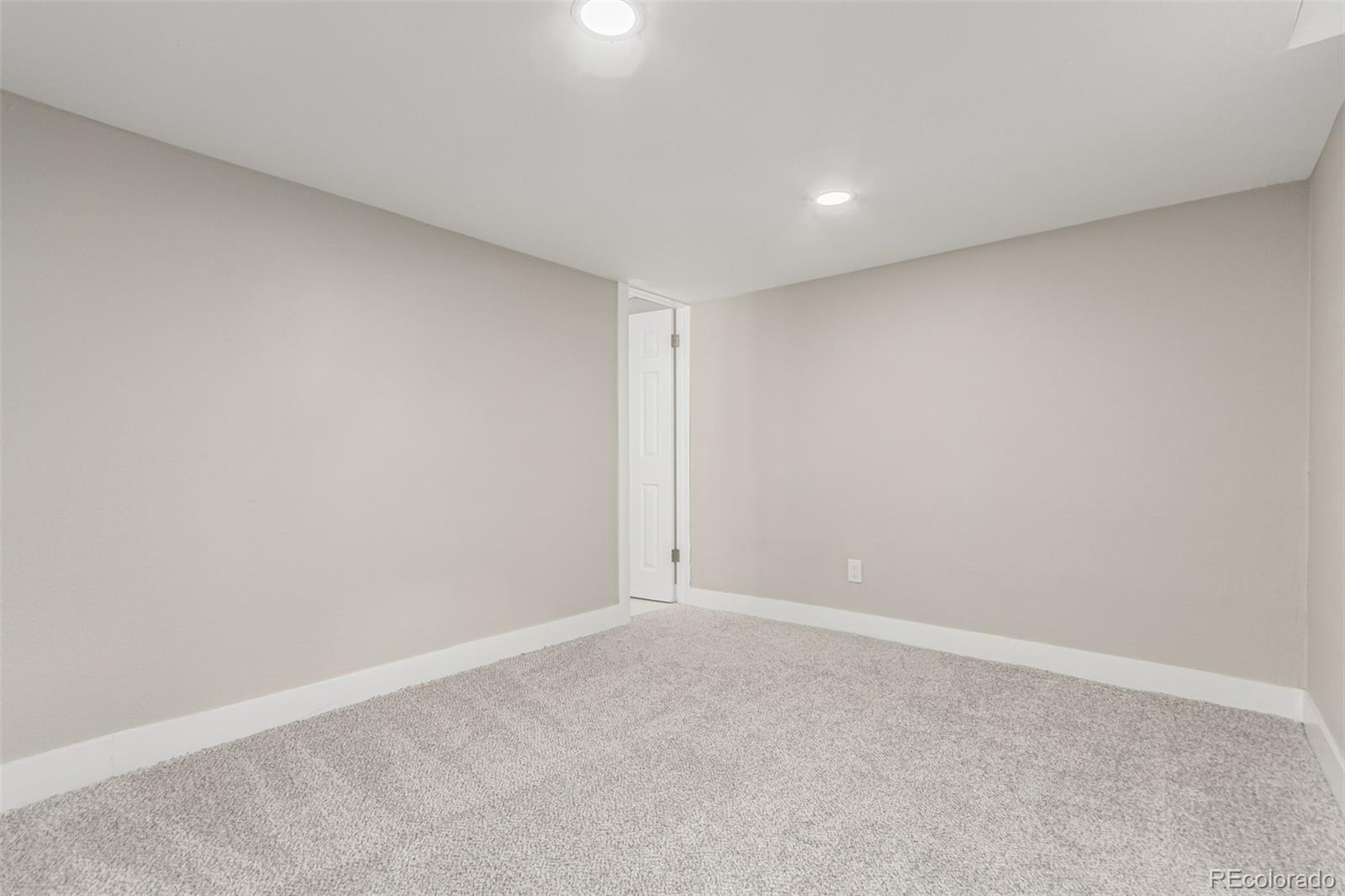 MLS Image #26 for 472  jamaica street,aurora, Colorado