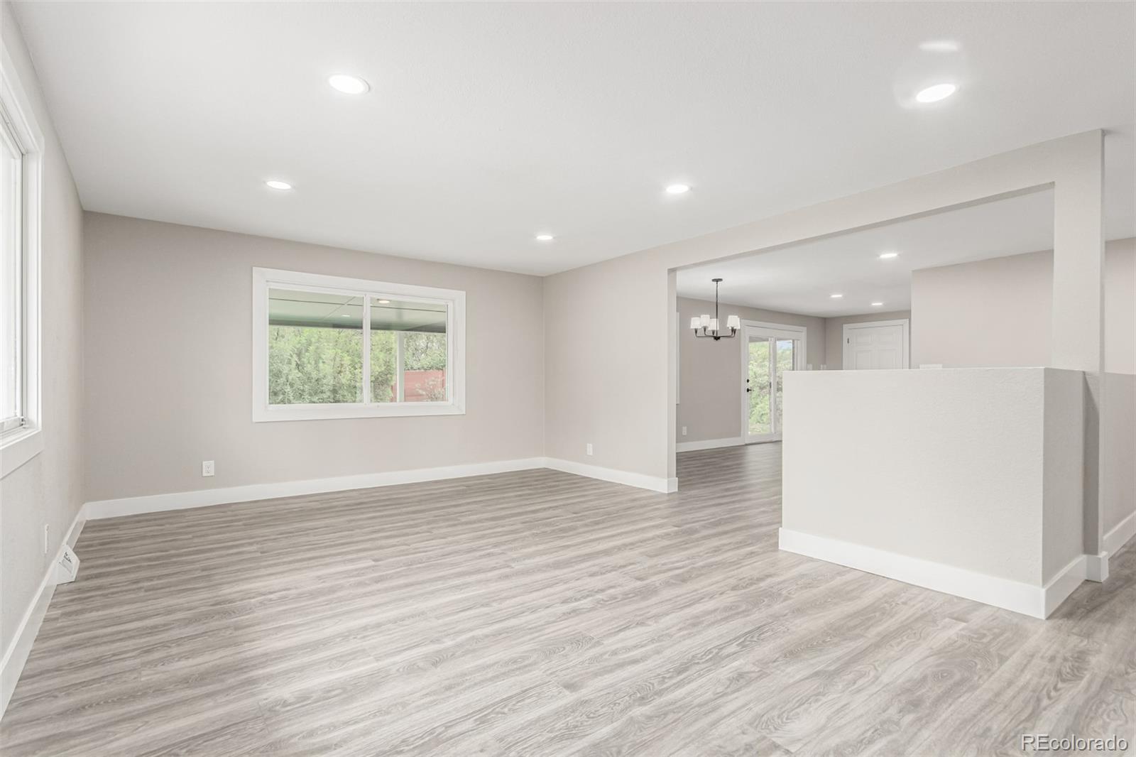 MLS Image #5 for 472  jamaica street,aurora, Colorado