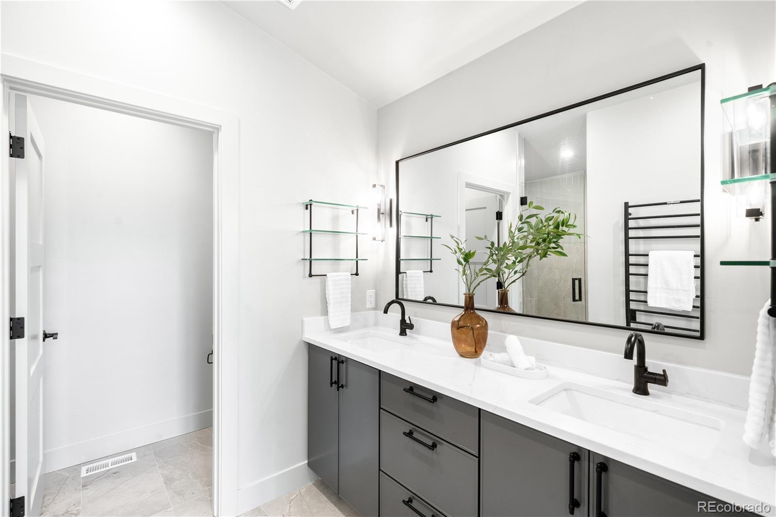MLS Image #17 for 3939  lipan street,denver, Colorado