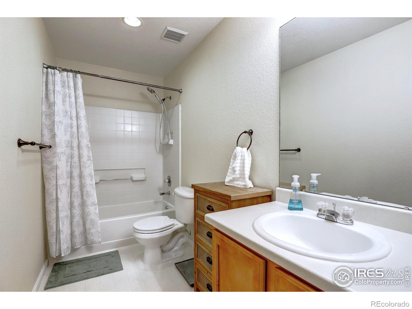 MLS Image #13 for 10413  durango place,longmont, Colorado