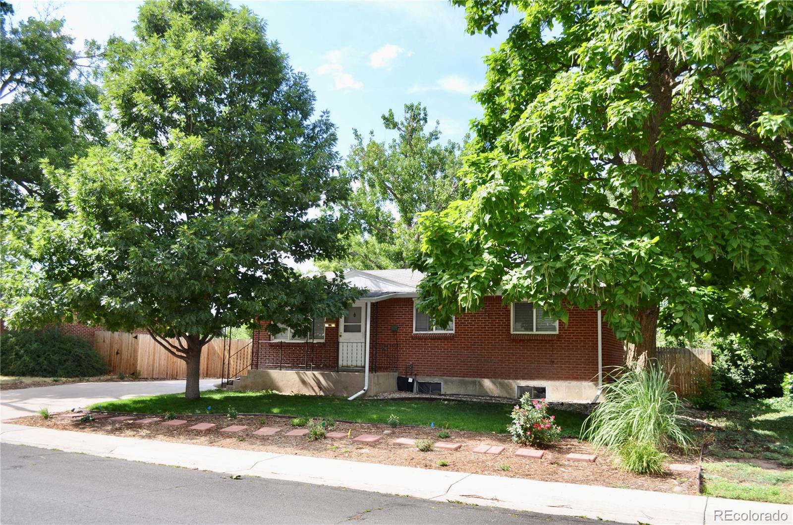 MLS Image #0 for 1075 w princeton place,englewood, Colorado