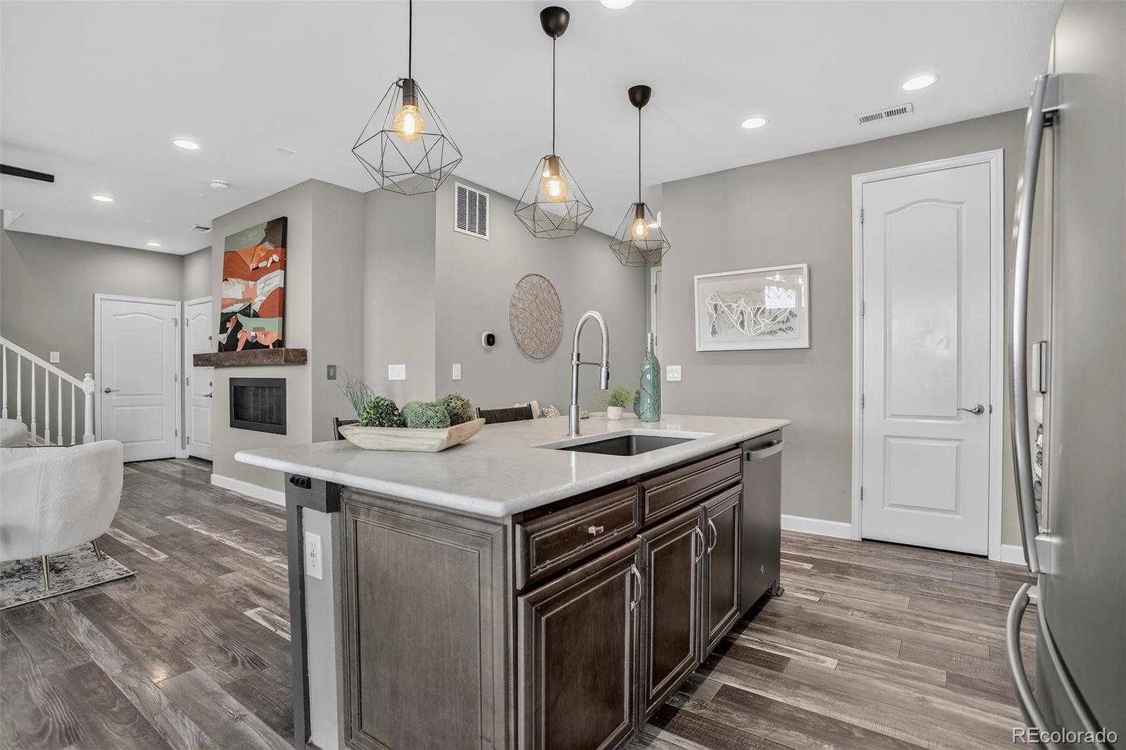 MLS Image #8 for 5010 s wenatchee circle,aurora, Colorado