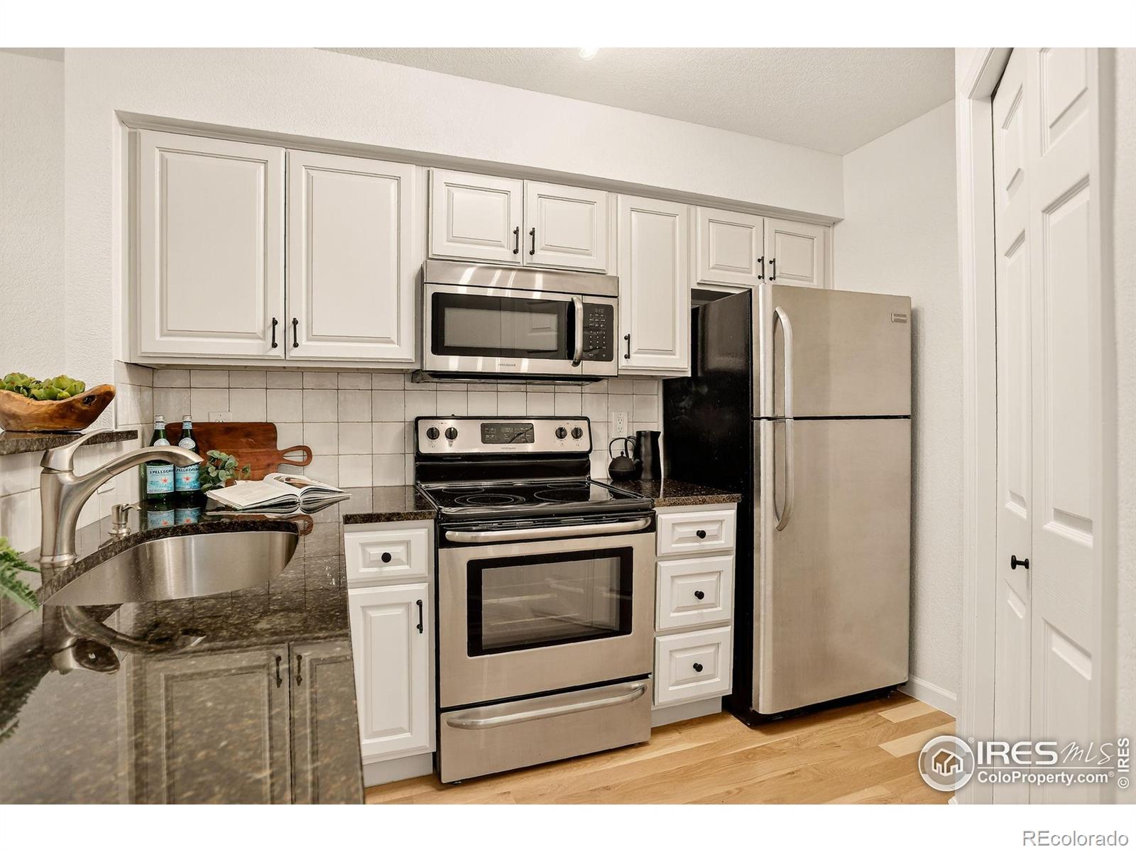 MLS Image #3 for 5128  buckingham road,boulder, Colorado