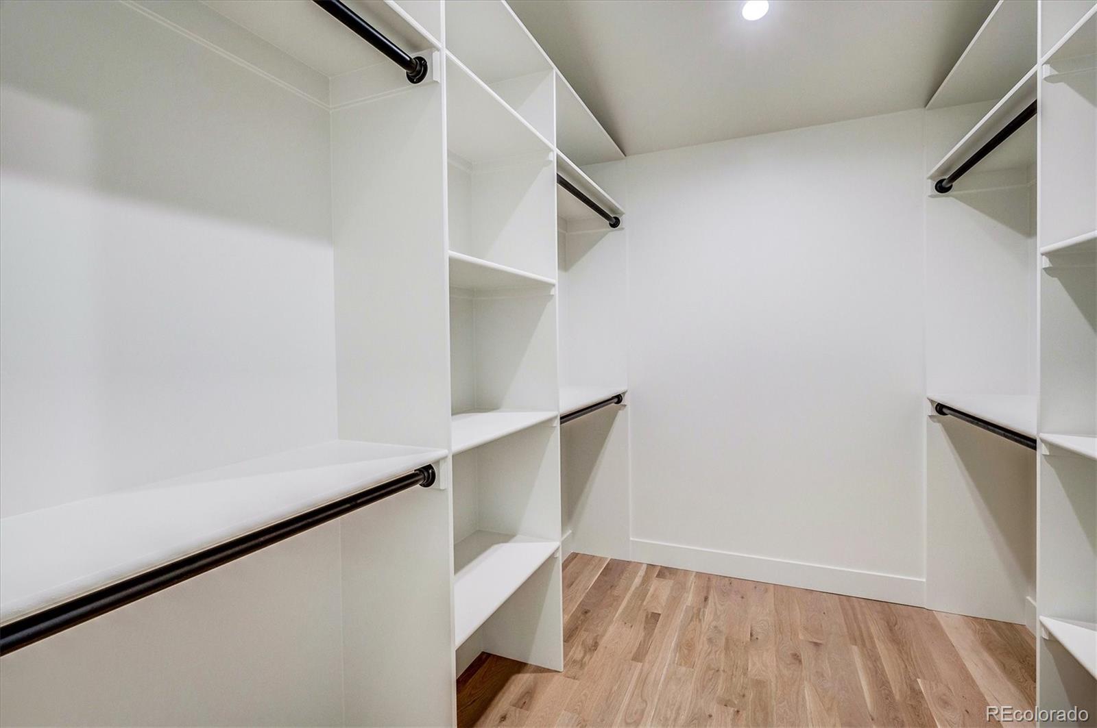 MLS Image #25 for 1035 n leyden street,denver, Colorado