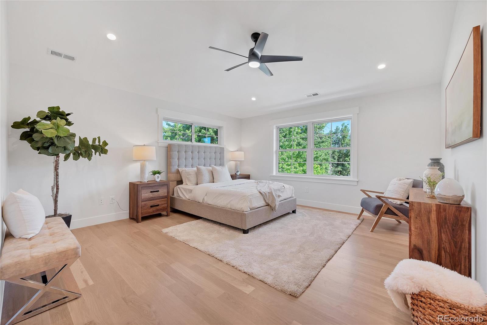 MLS Image #9 for 1035 n leyden street,denver, Colorado