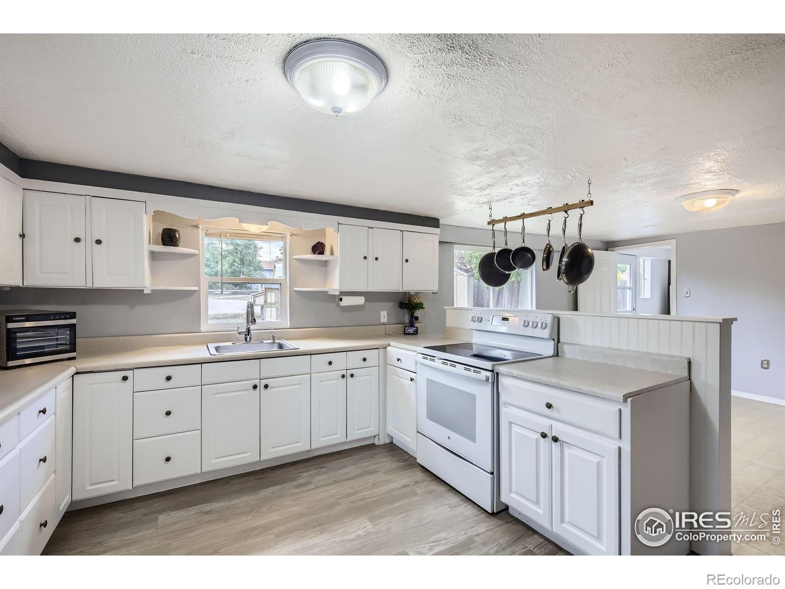 MLS Image #13 for 103 e 12th street,loveland, Colorado