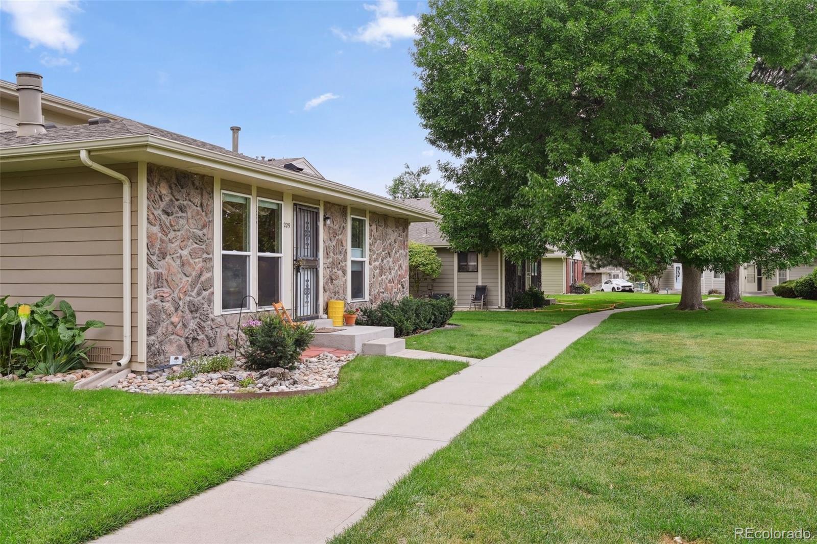 MLS Image #16 for 1225 s oneida street 229,denver, Colorado
