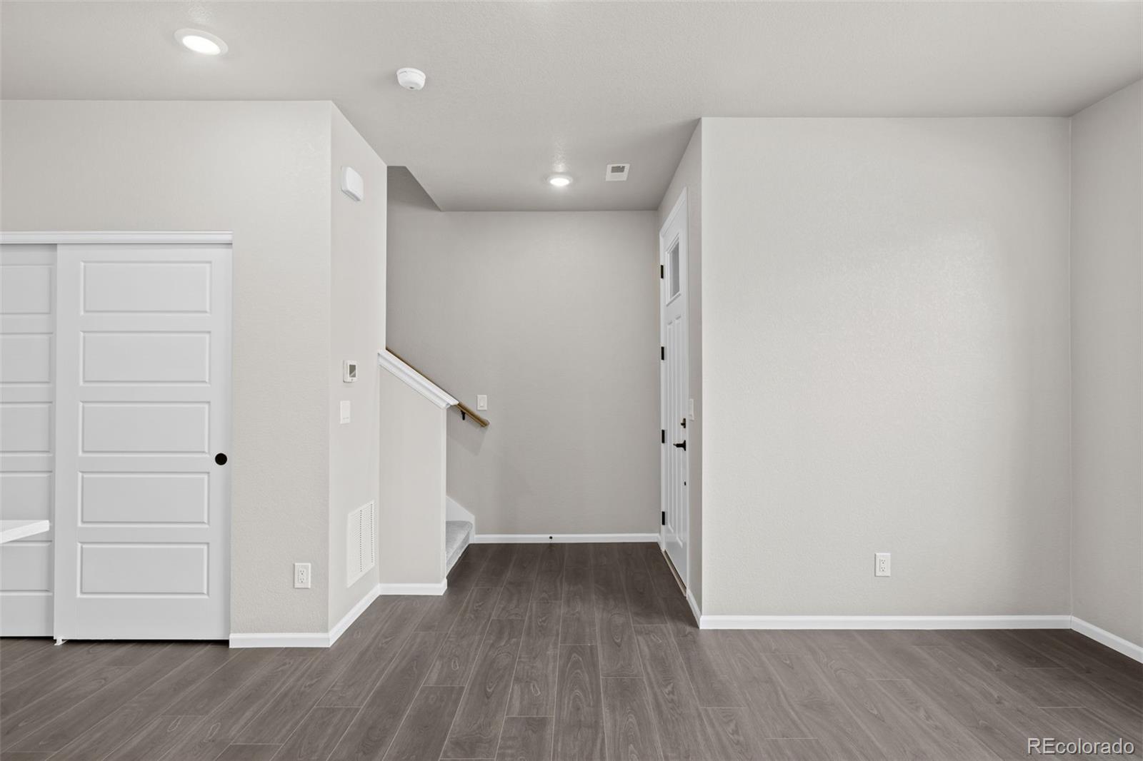 MLS Image #5 for 9487 w 58th lane b,arvada, Colorado