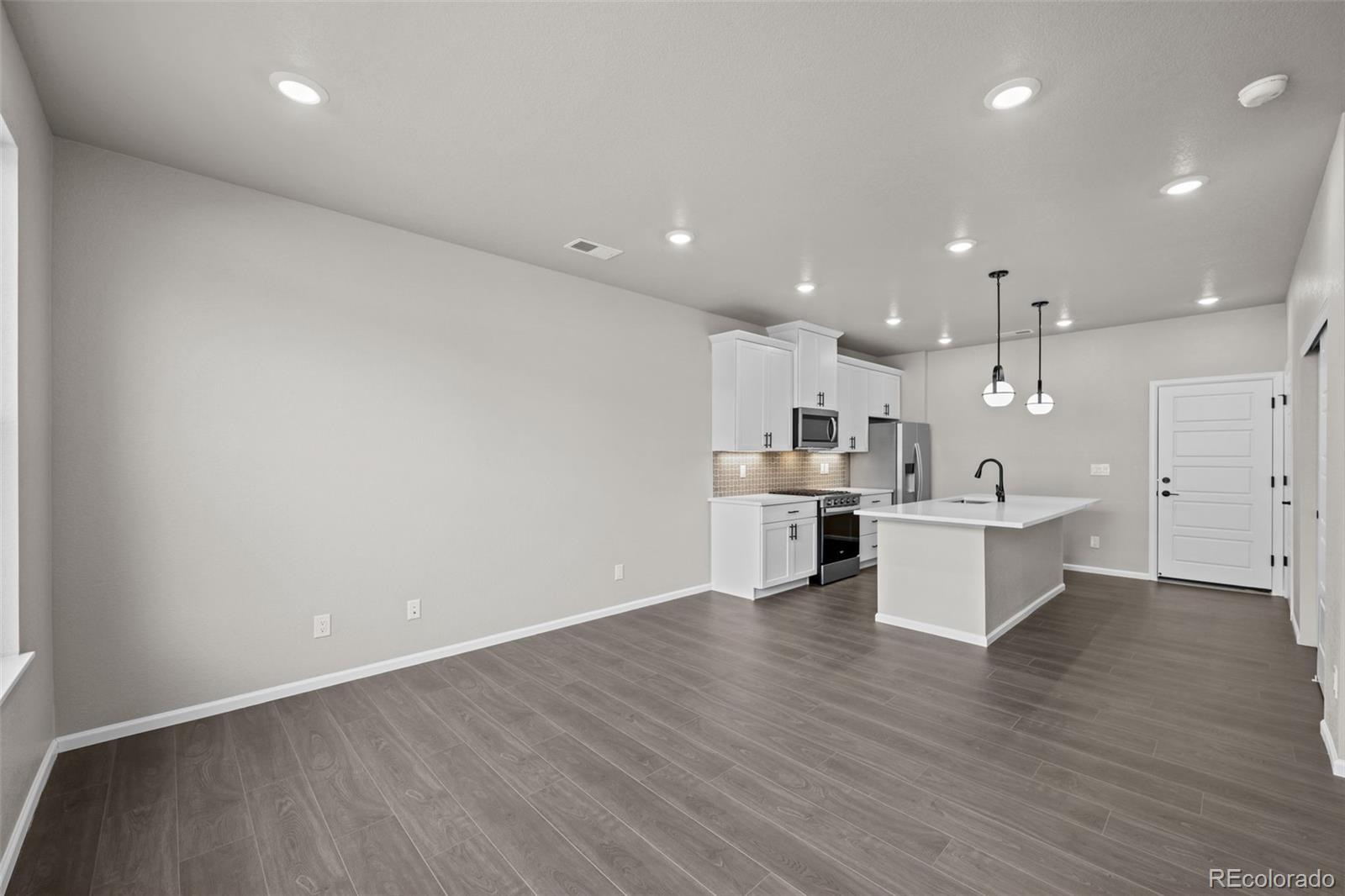 MLS Image #7 for 9487 w 58th lane b,arvada, Colorado