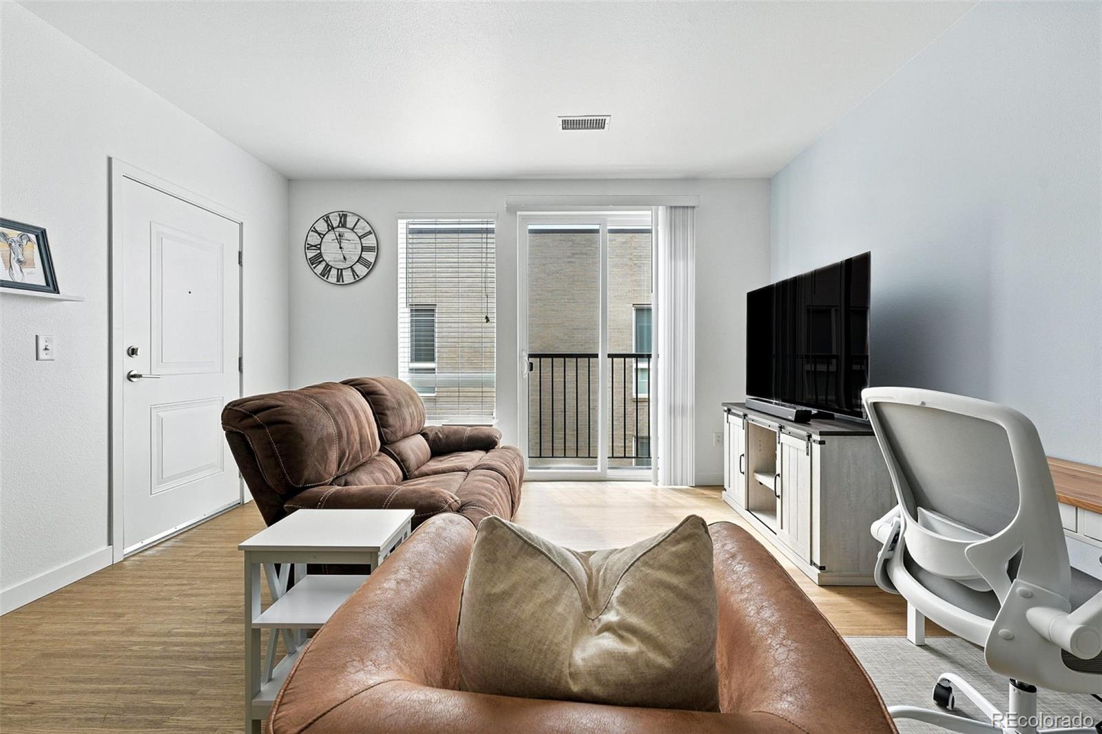 MLS Image #3 for 8475 e 36th avenue 309,denver, Colorado