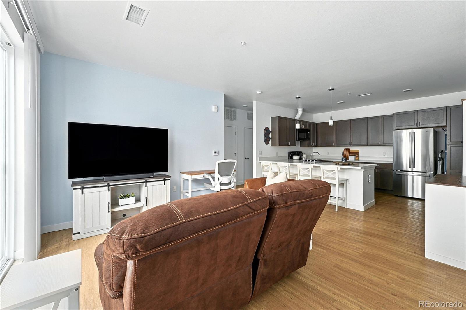 MLS Image #8 for 8475 e 36th avenue 309,denver, Colorado