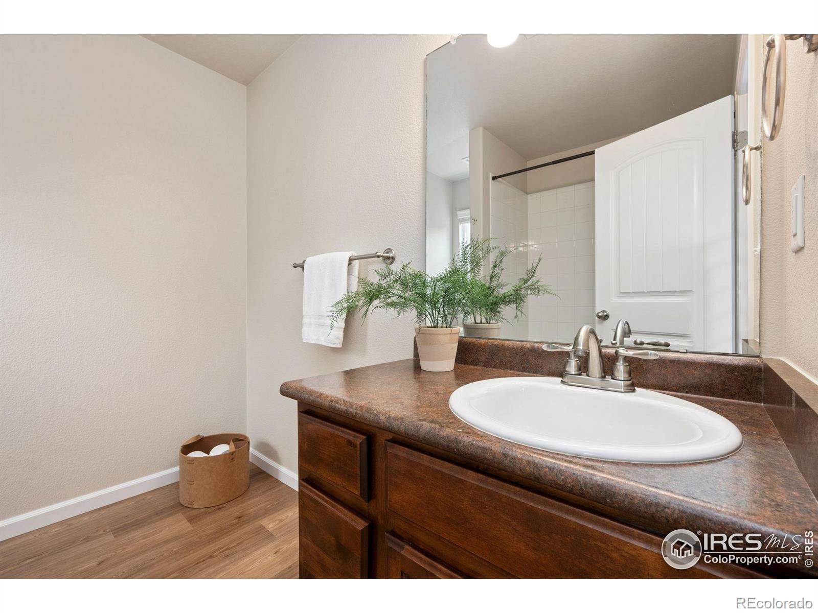 MLS Image #23 for 1879  gemini court,loveland, Colorado