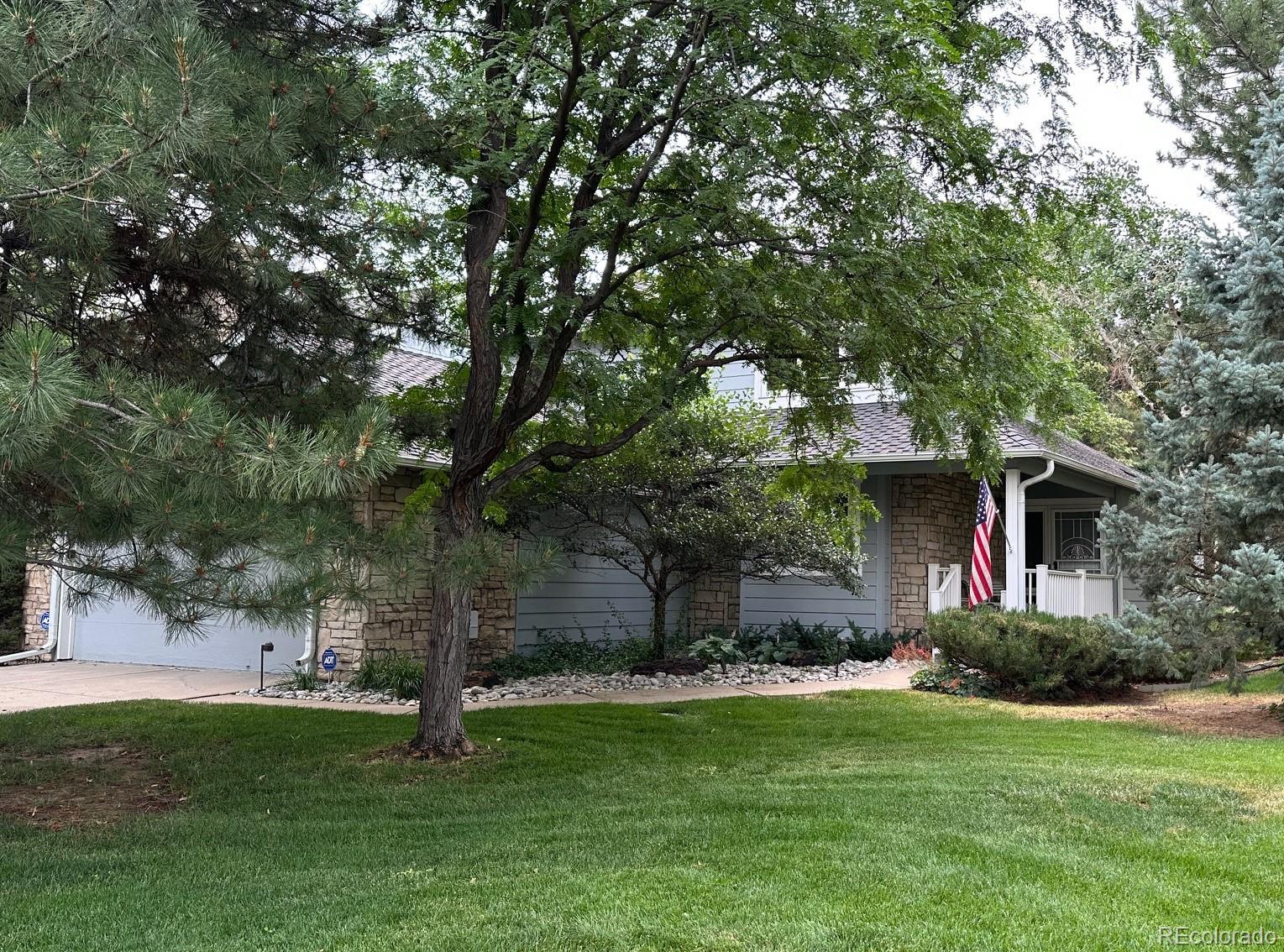 MLS Image #2 for 8505 e temple drive 501,denver, Colorado