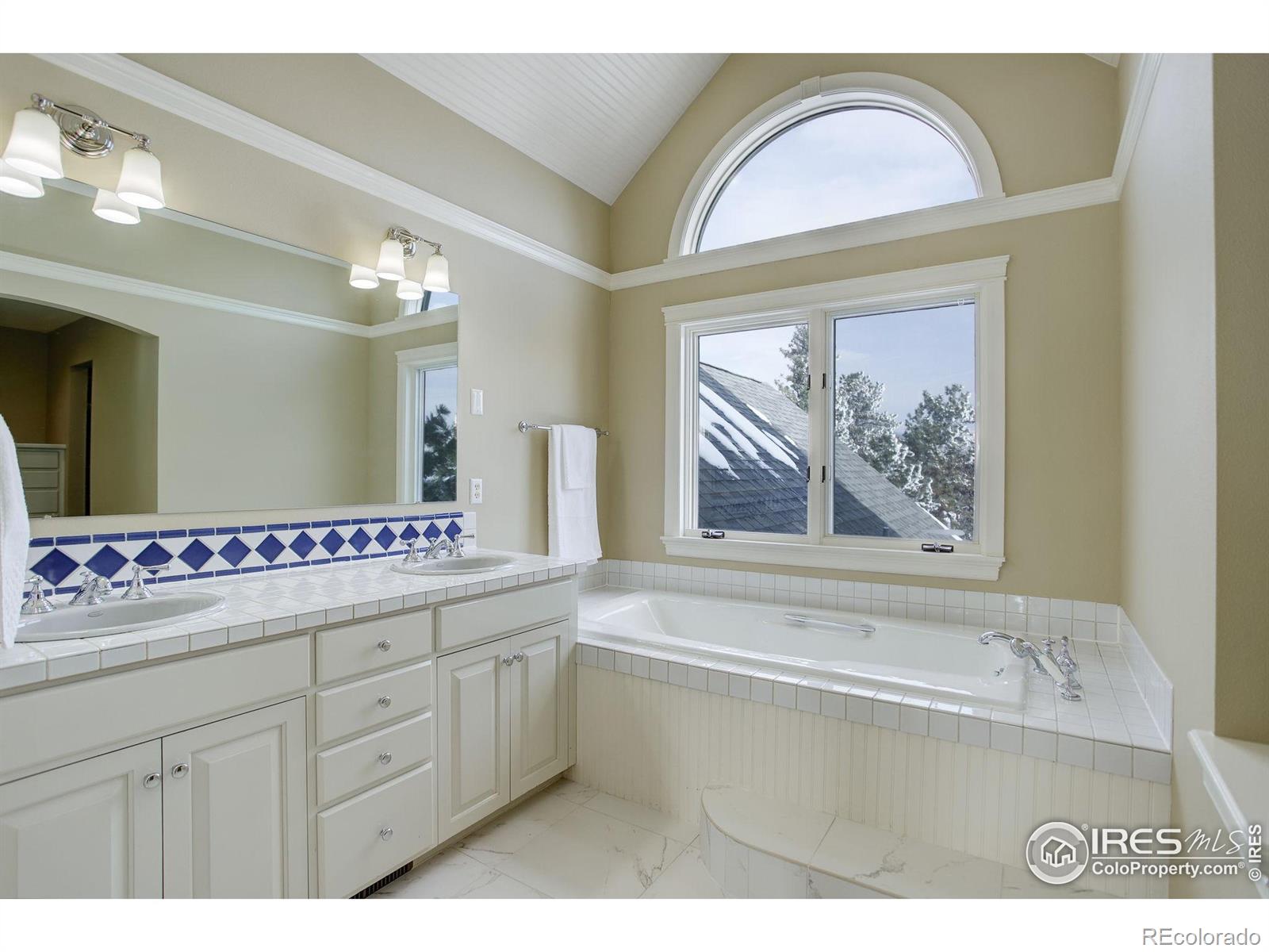 MLS Image #18 for 8400  middle fork road,boulder, Colorado