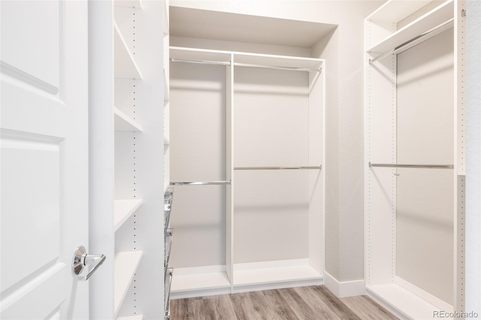 MLS Image #19 for 9366 e 59th avenue,denver, Colorado