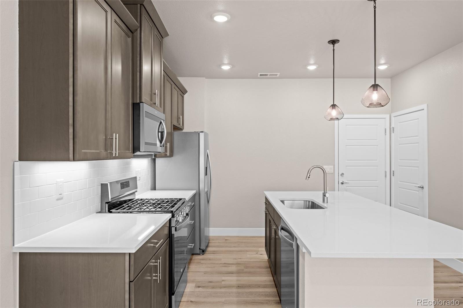 MLS Image #10 for 9457 w 58th lane b,arvada, Colorado