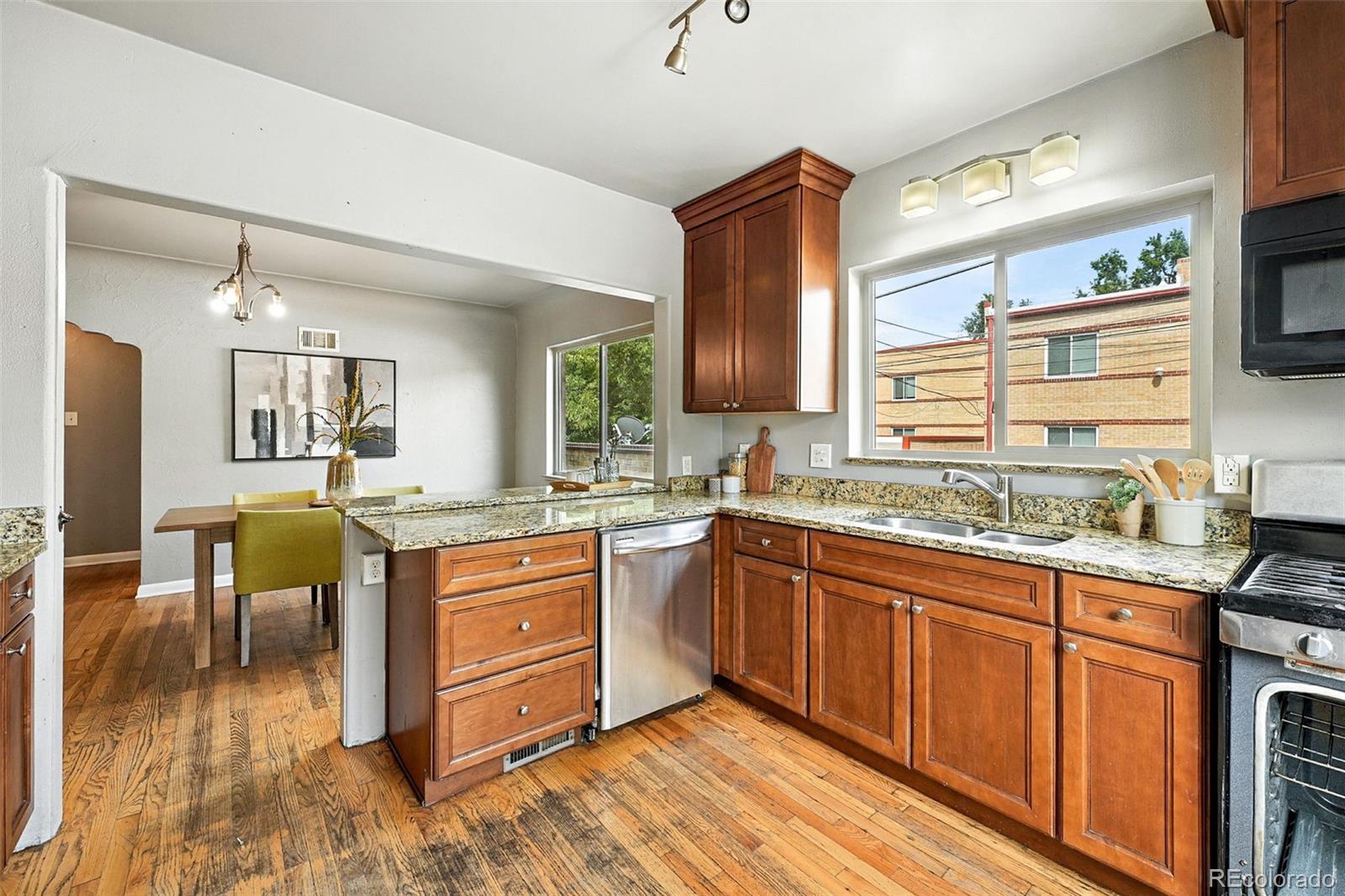 MLS Image #2 for 1554  fairfax street,denver, Colorado