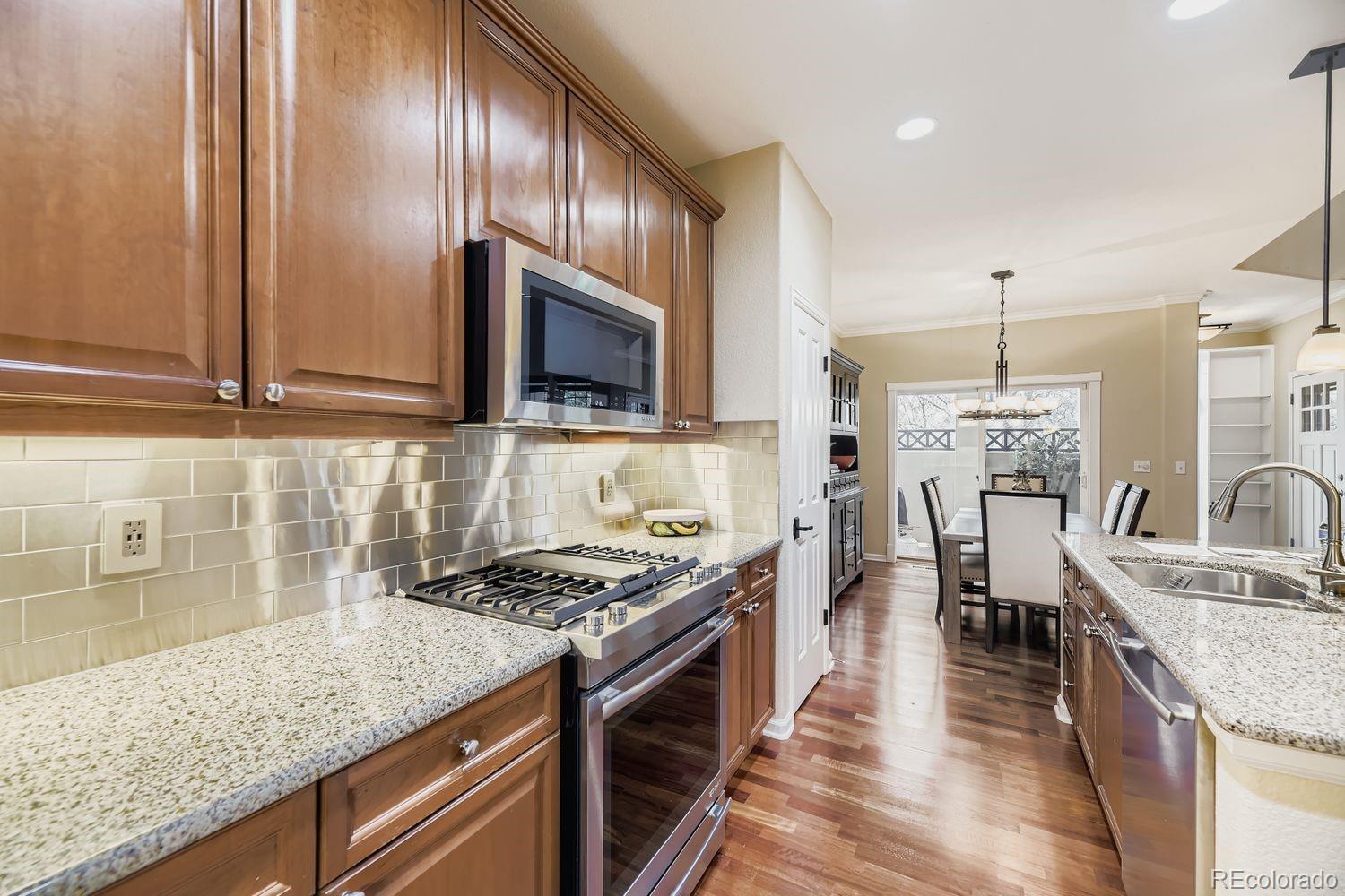 MLS Image #10 for 9615 w hinsdale place,littleton, Colorado