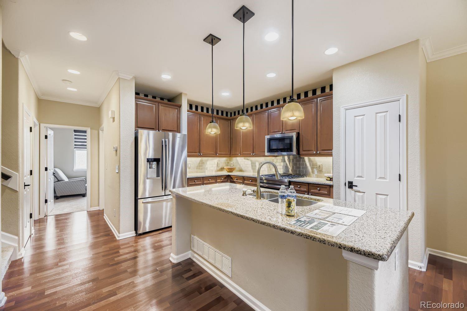 MLS Image #8 for 9615 w hinsdale place,littleton, Colorado