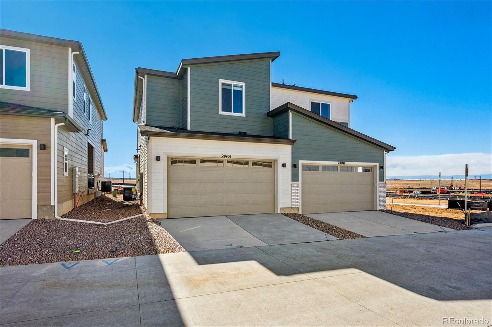 MLS Image #20 for 24101 e 30th place,aurora, Colorado