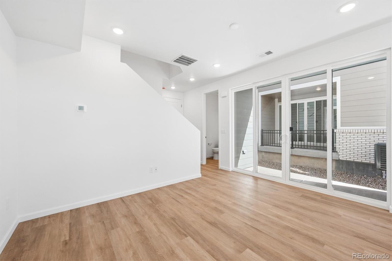 MLS Image #7 for 24101 e 30th place,aurora, Colorado