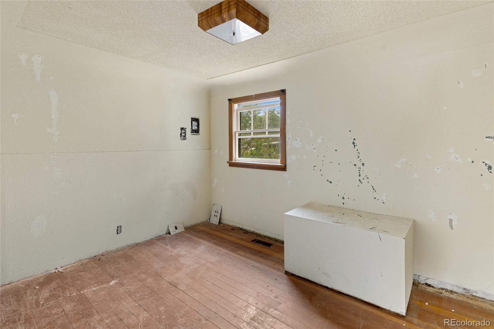 MLS Image #9 for 502  navajo avenue,simla, Colorado