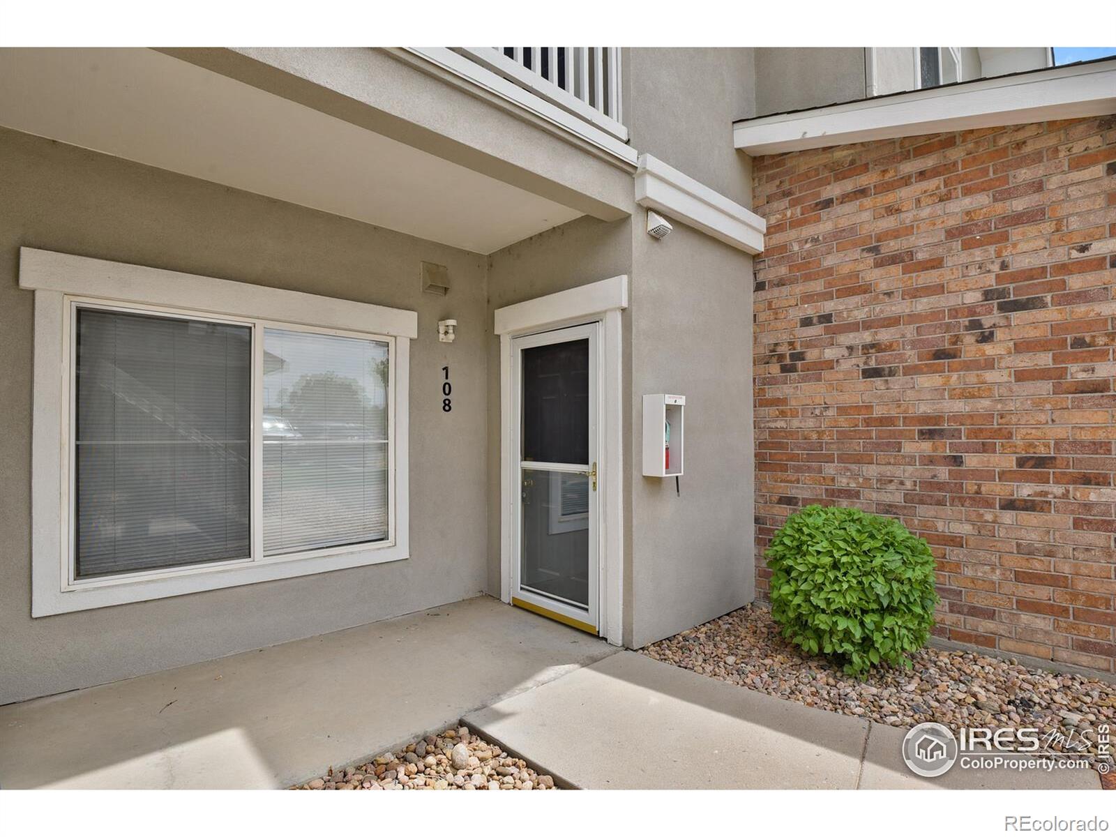 MLS Image #2 for 1801 s dunkirk street,aurora, Colorado