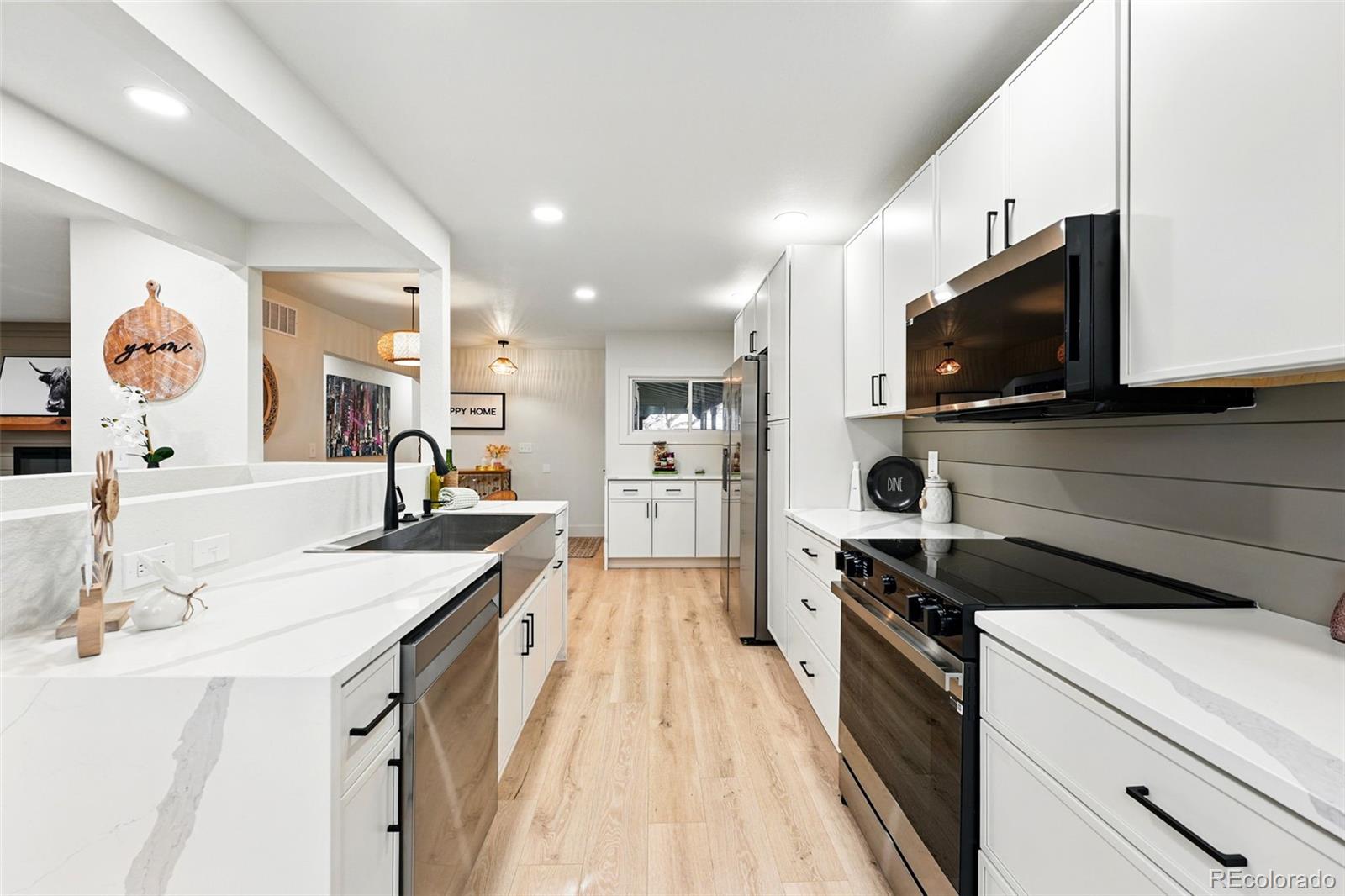 MLS Image #10 for 3067  robin way,denver, Colorado