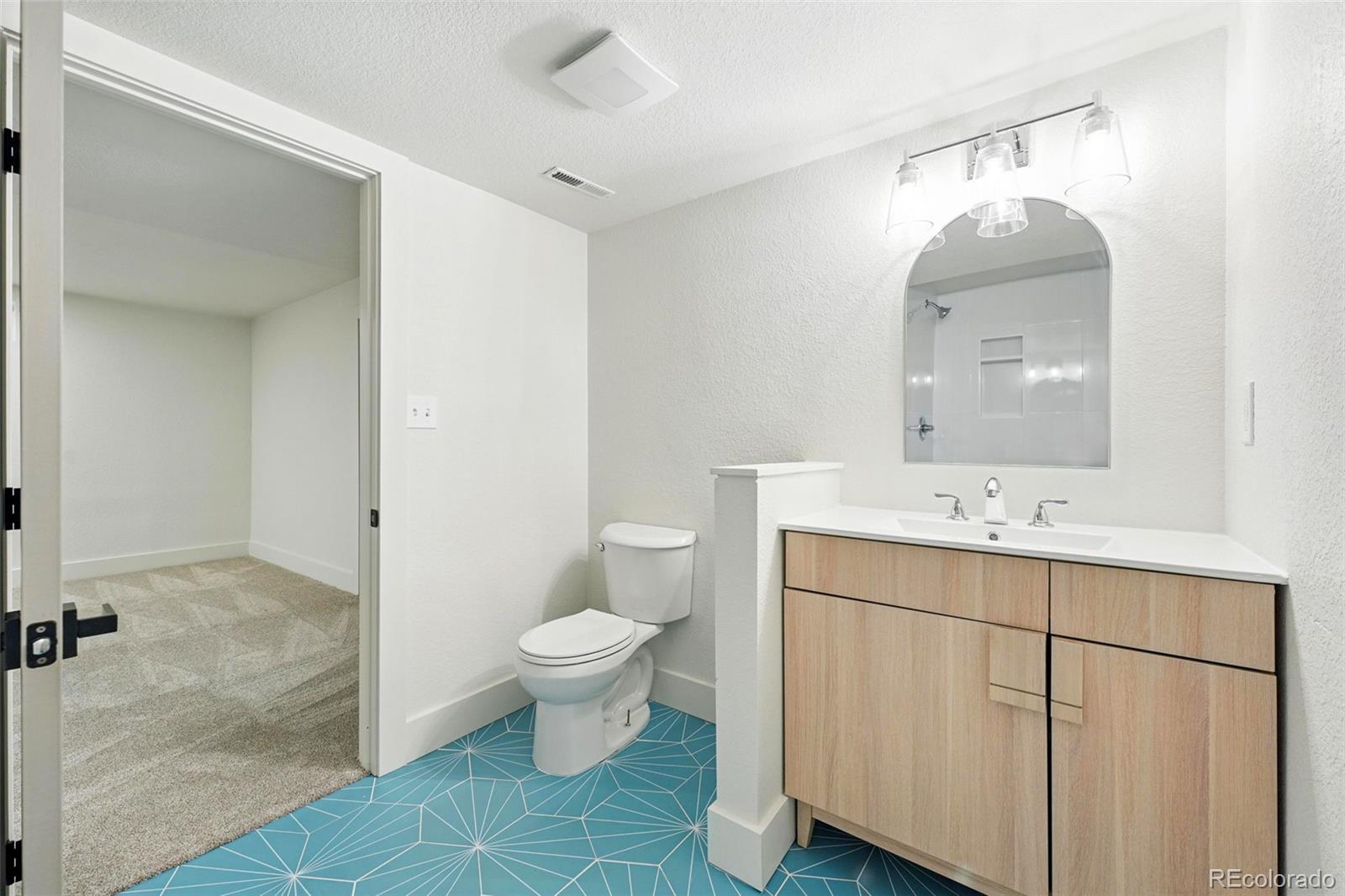 MLS Image #22 for 3067  robin way,denver, Colorado