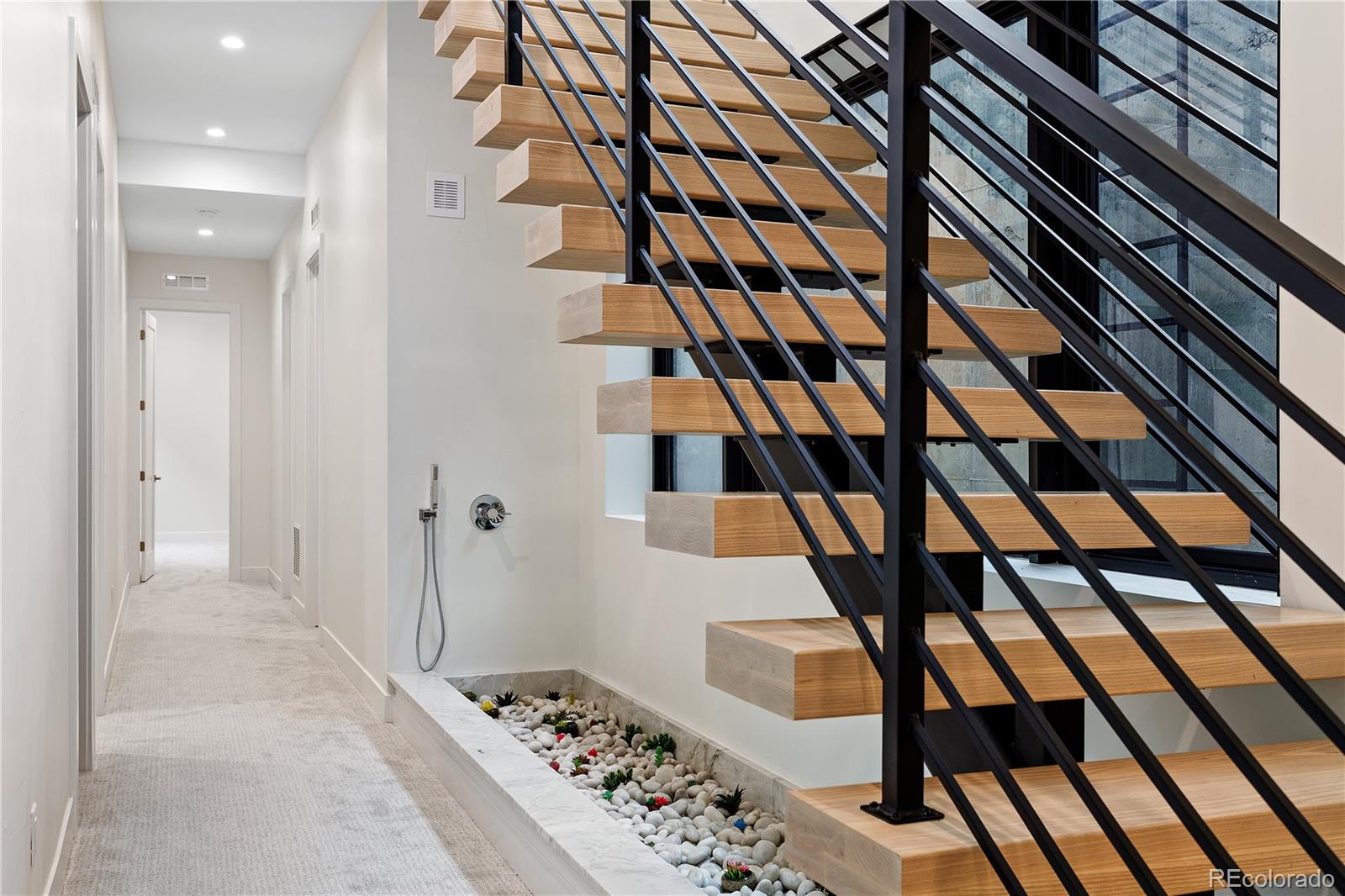 MLS Image #35 for 2960 e floyd drive,denver, Colorado