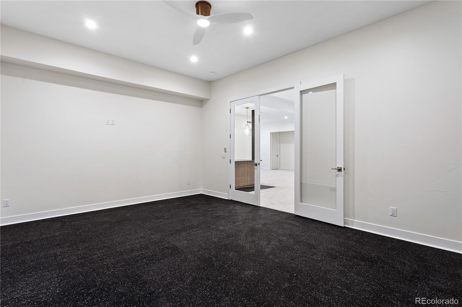 MLS Image #38 for 2960 e floyd drive,denver, Colorado