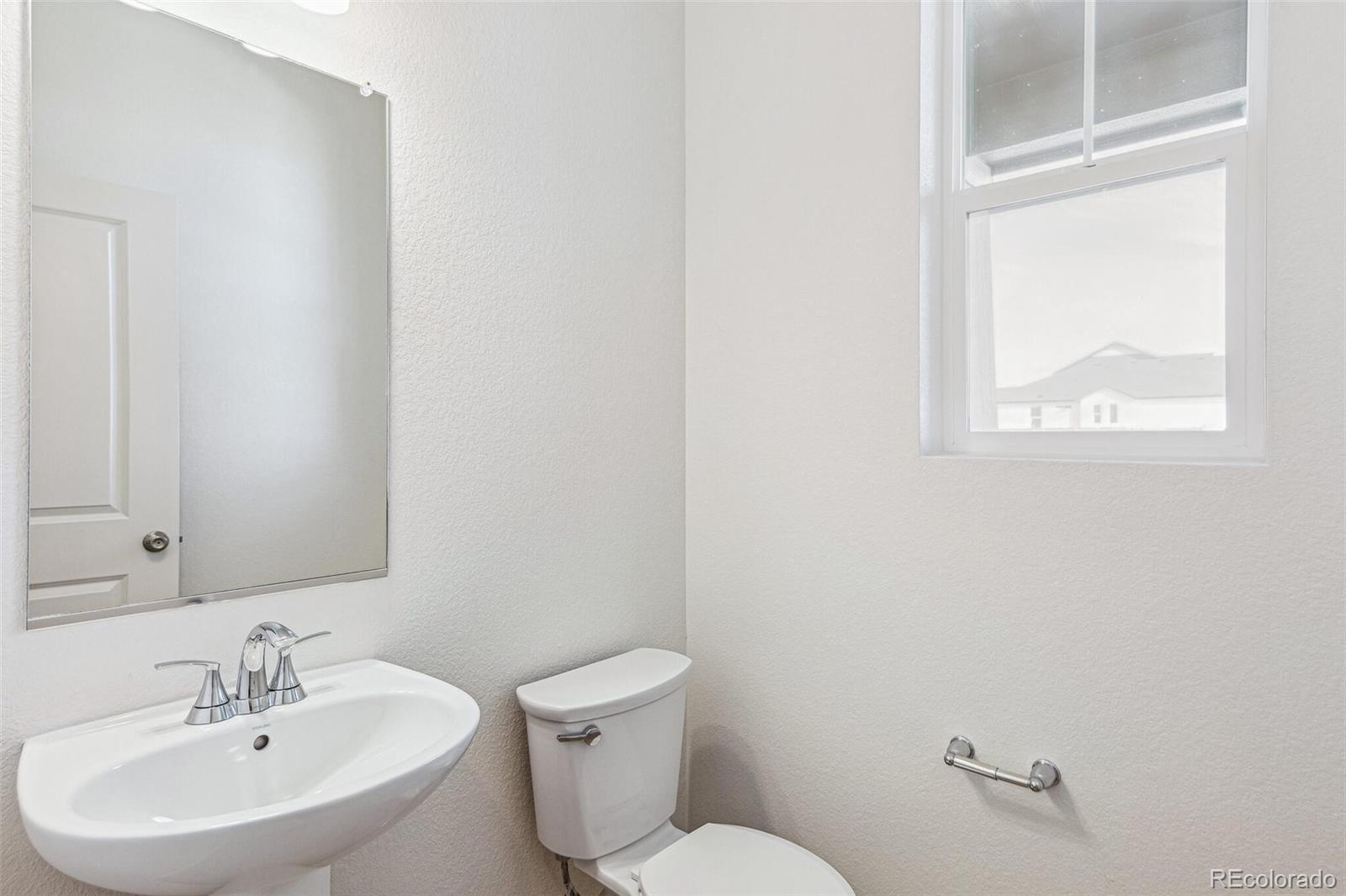 MLS Image #18 for 13372 e 110th way,commerce city, Colorado