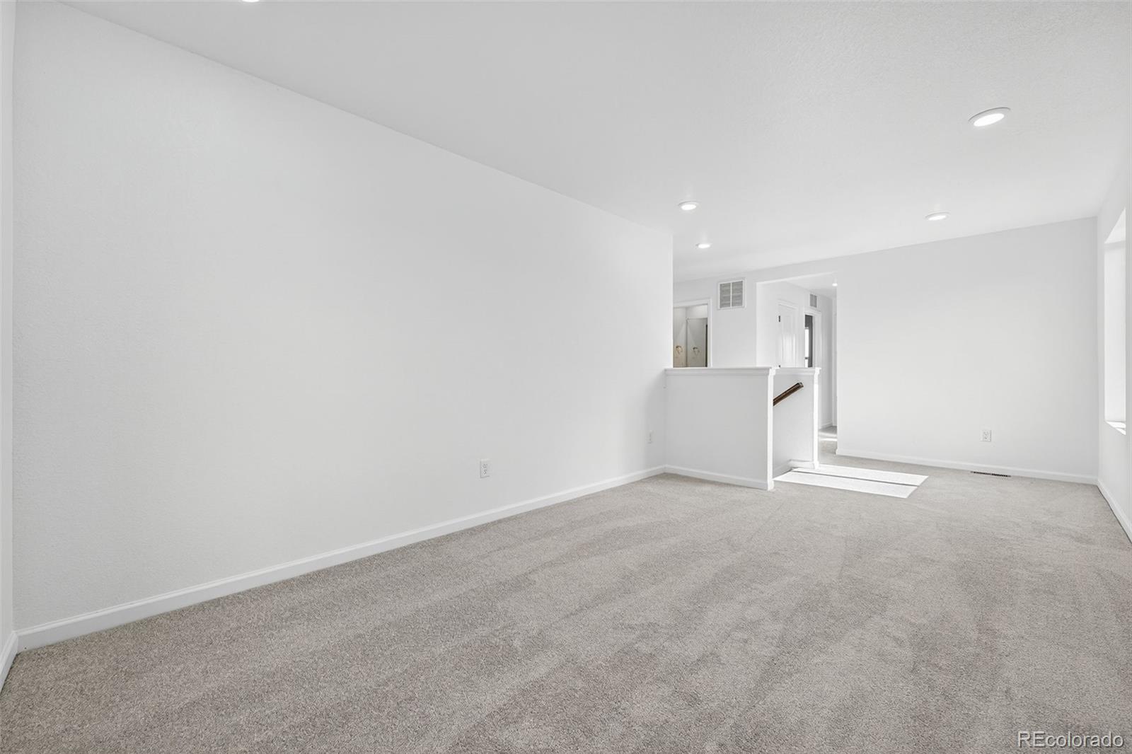 MLS Image #11 for 16907 w 92nd drive,arvada, Colorado