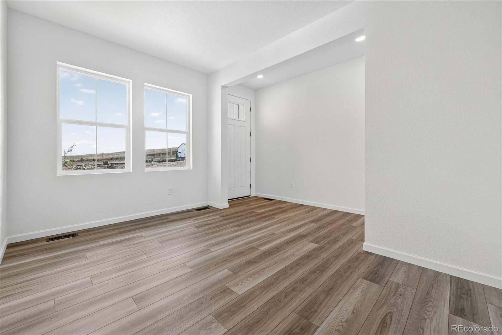 MLS Image #4 for 16907 w 92nd drive,arvada, Colorado