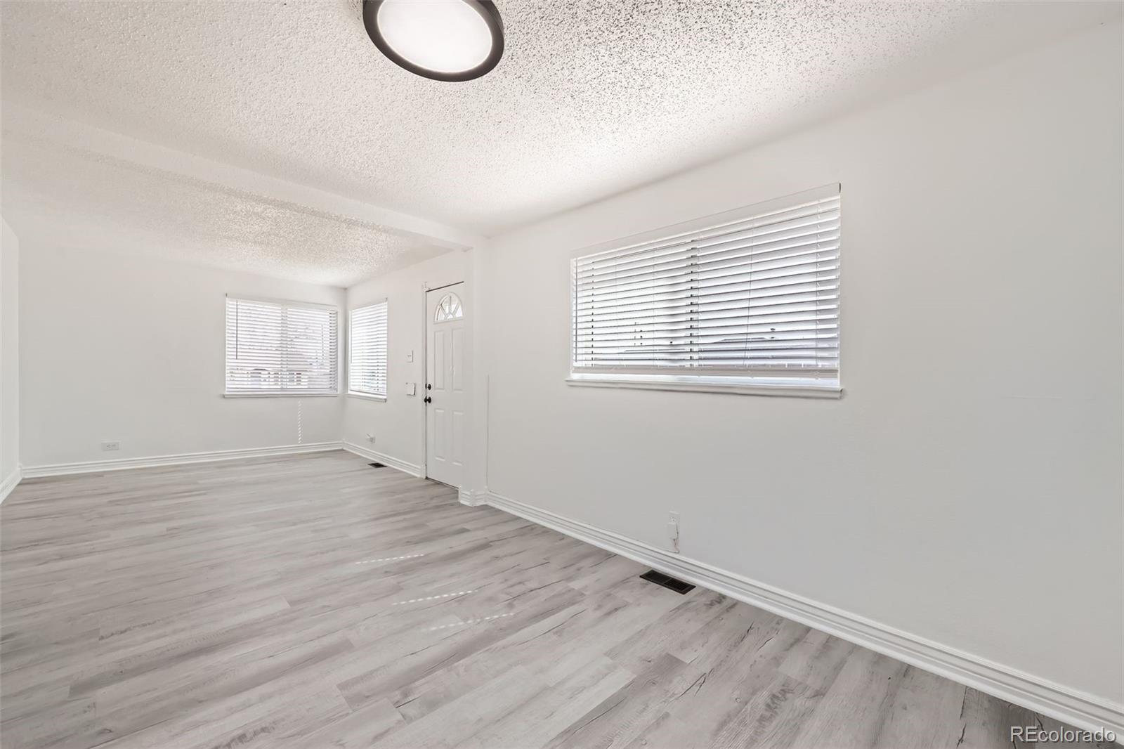 MLS Image #11 for 1537  xenia street,denver, Colorado