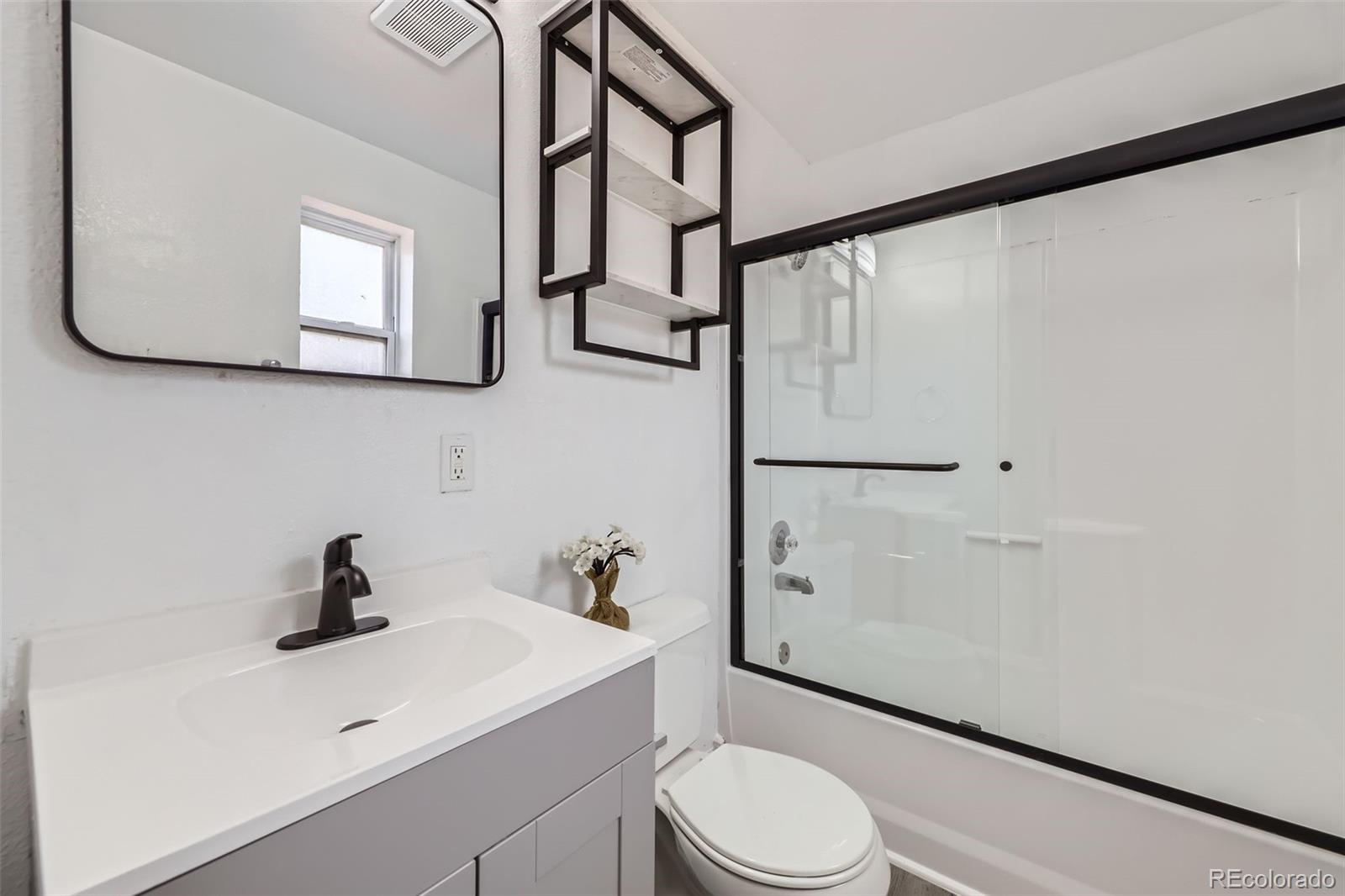 MLS Image #16 for 1537  xenia street,denver, Colorado